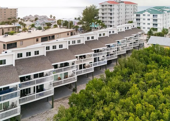 Newly Renovated, Water Views, 2 Bd